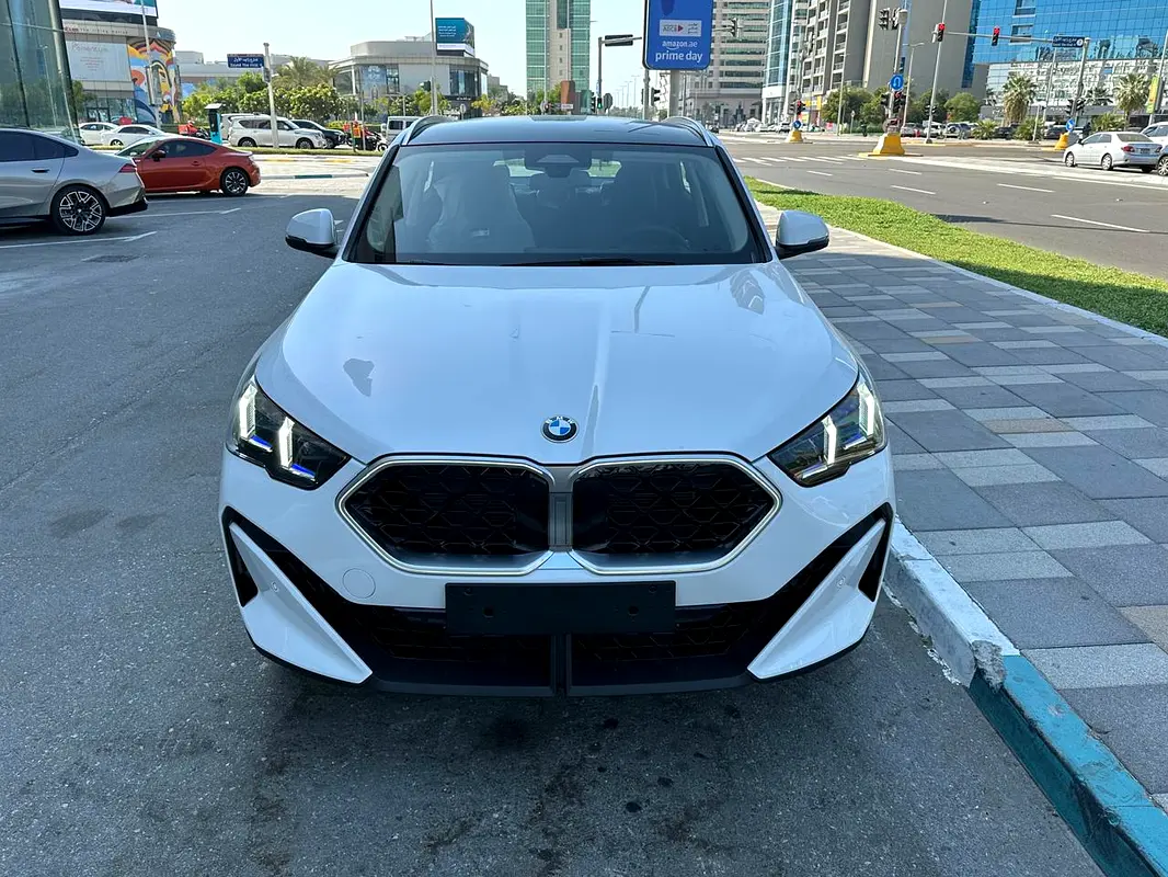 BMW X2 sDrive 18i 2026 - photo 3 - Import Émirats | International Cars