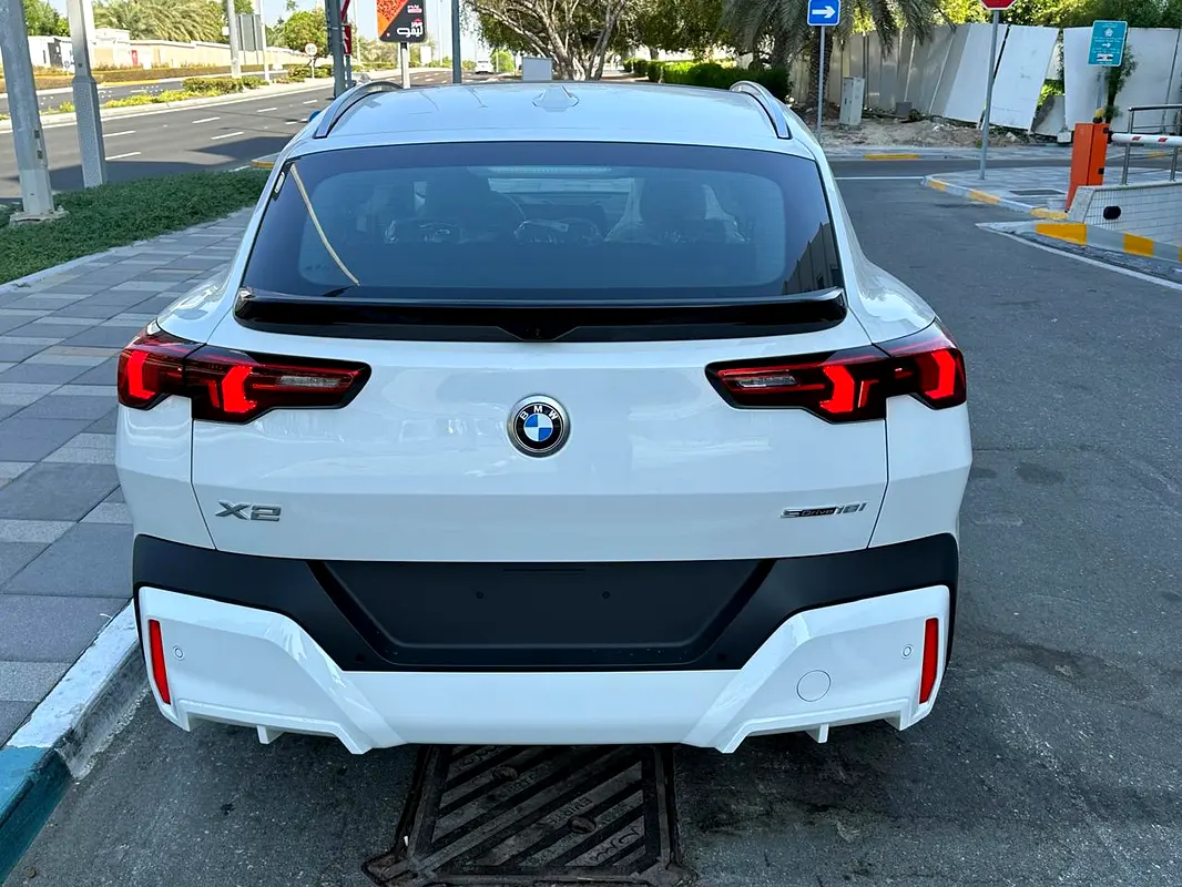 BMW X2 sDrive 18i 2026 - photo 8 - Import Émirats | International Cars