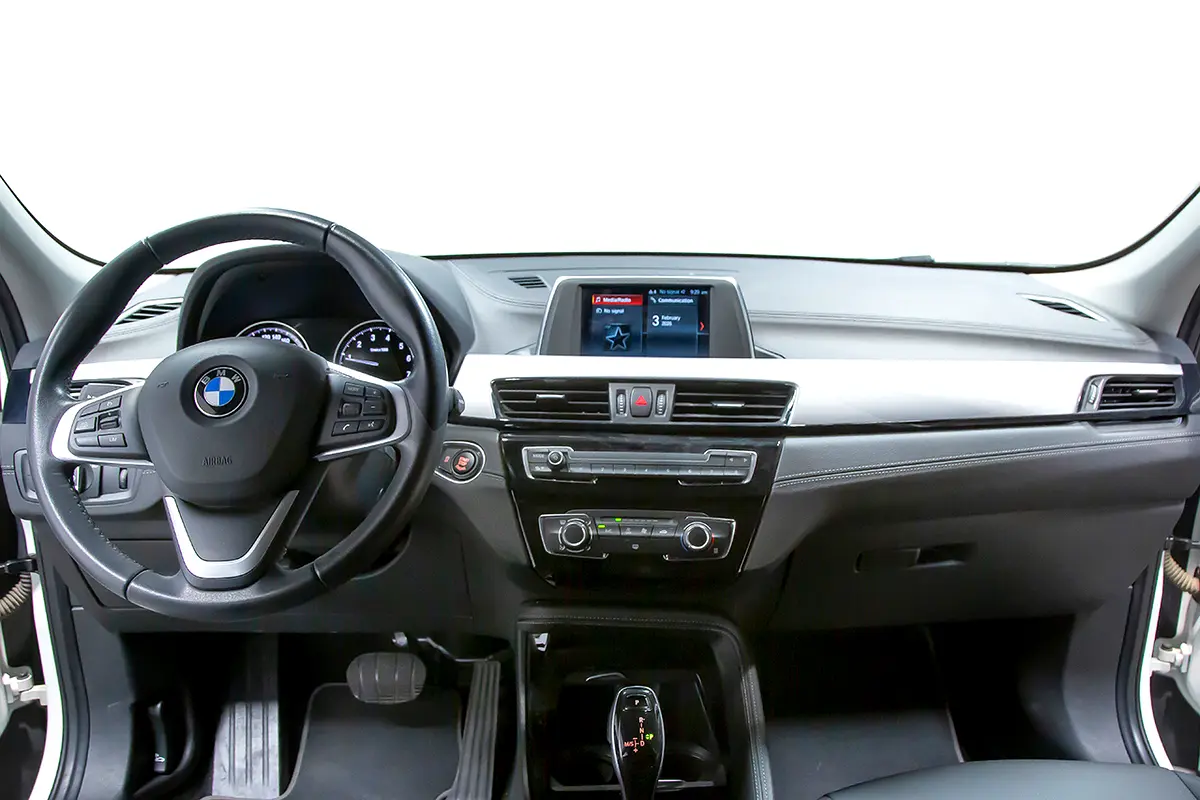 BMW X2 sDrive 20i 2023 - photo 4 - Import Émirats | International Cars