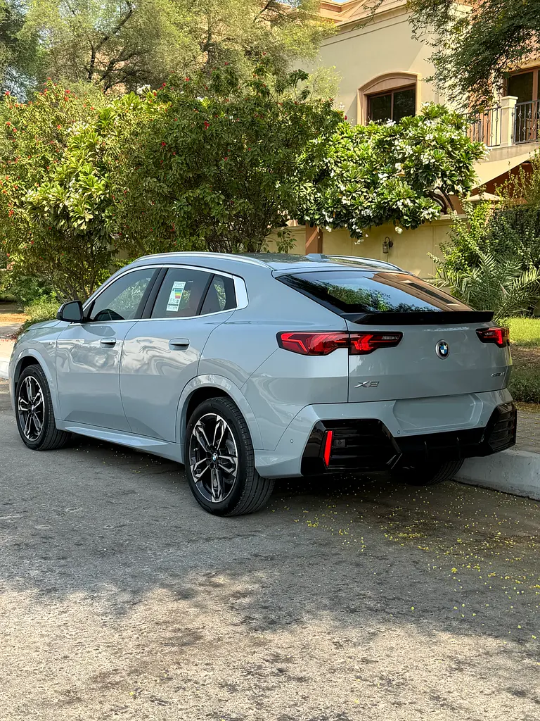 BMW X2 sDrive 18i 2026 - photo 3 - Import Émirats | International Cars