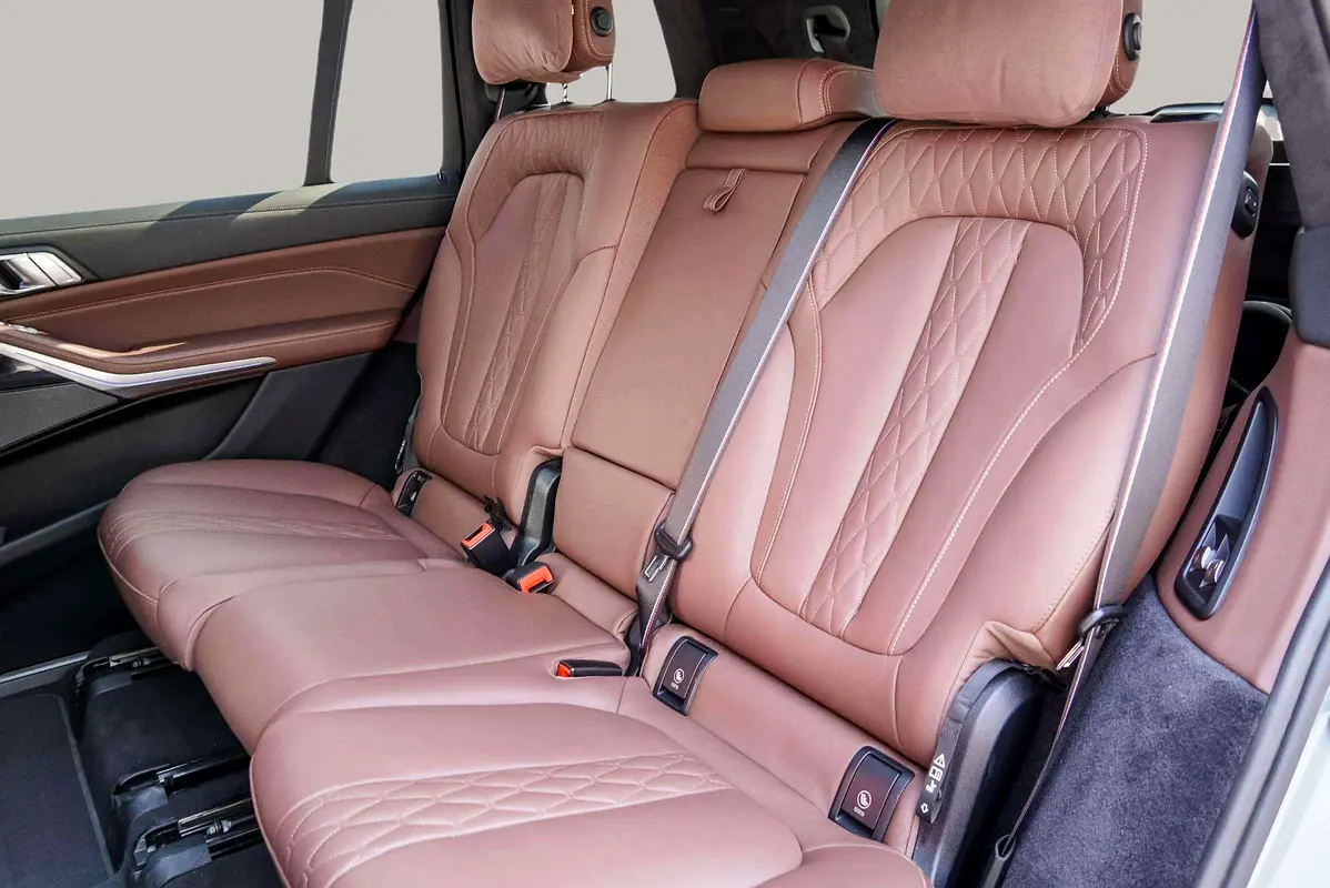 BMW X7 xDrive40i 2024 - photo 12 - Import Émirats | International Cars