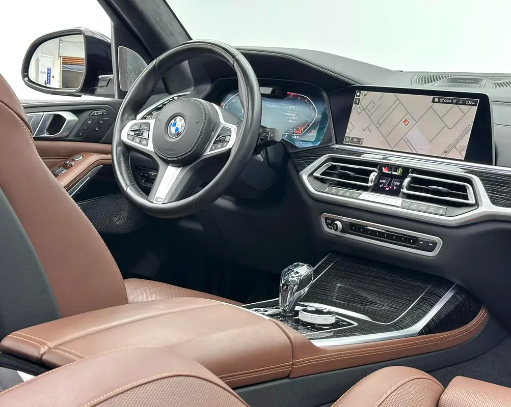 BMW X7 xDrive40i 2022 - photo 11 - Import Émirats | International Cars