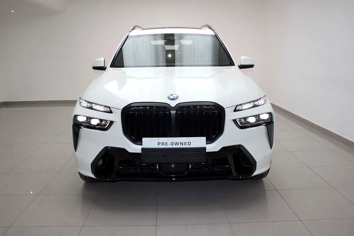 BMW X7 xDrive40i M Sport 2026 - photo 2 - Import Émirats | International Cars