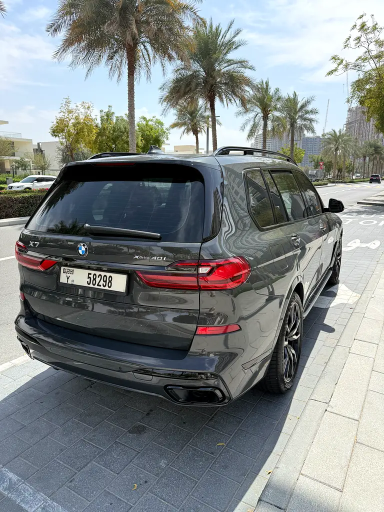 BMW X7 40i M Sport 2022 - photo 8 - Import Émirats | International Cars