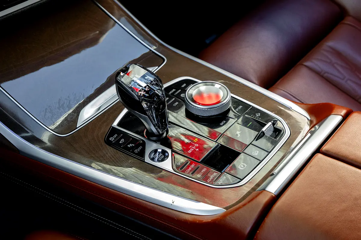 BMW X7 M50i M Sport 2020 - photo 10 - Import Émirats | International Cars