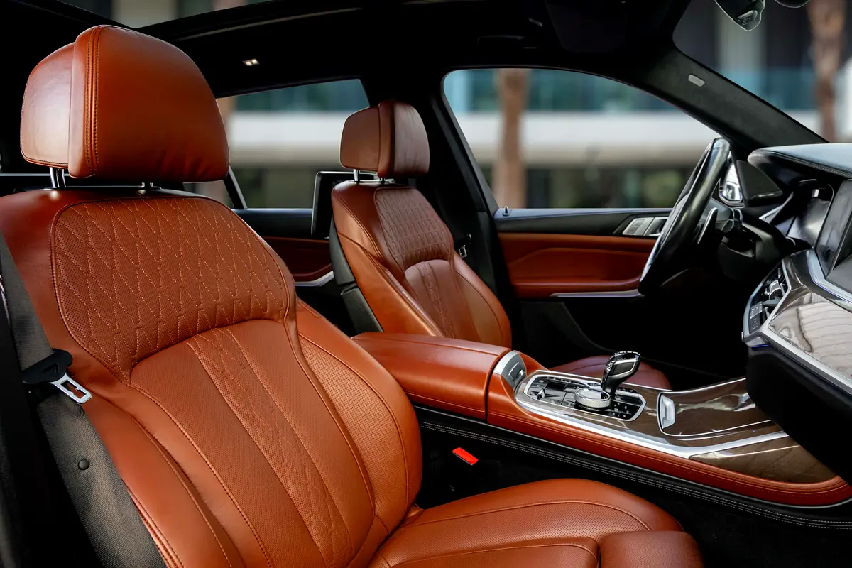 BMW X7 M50i M Sport 2020 - photo 11 - Import Émirats | International Cars