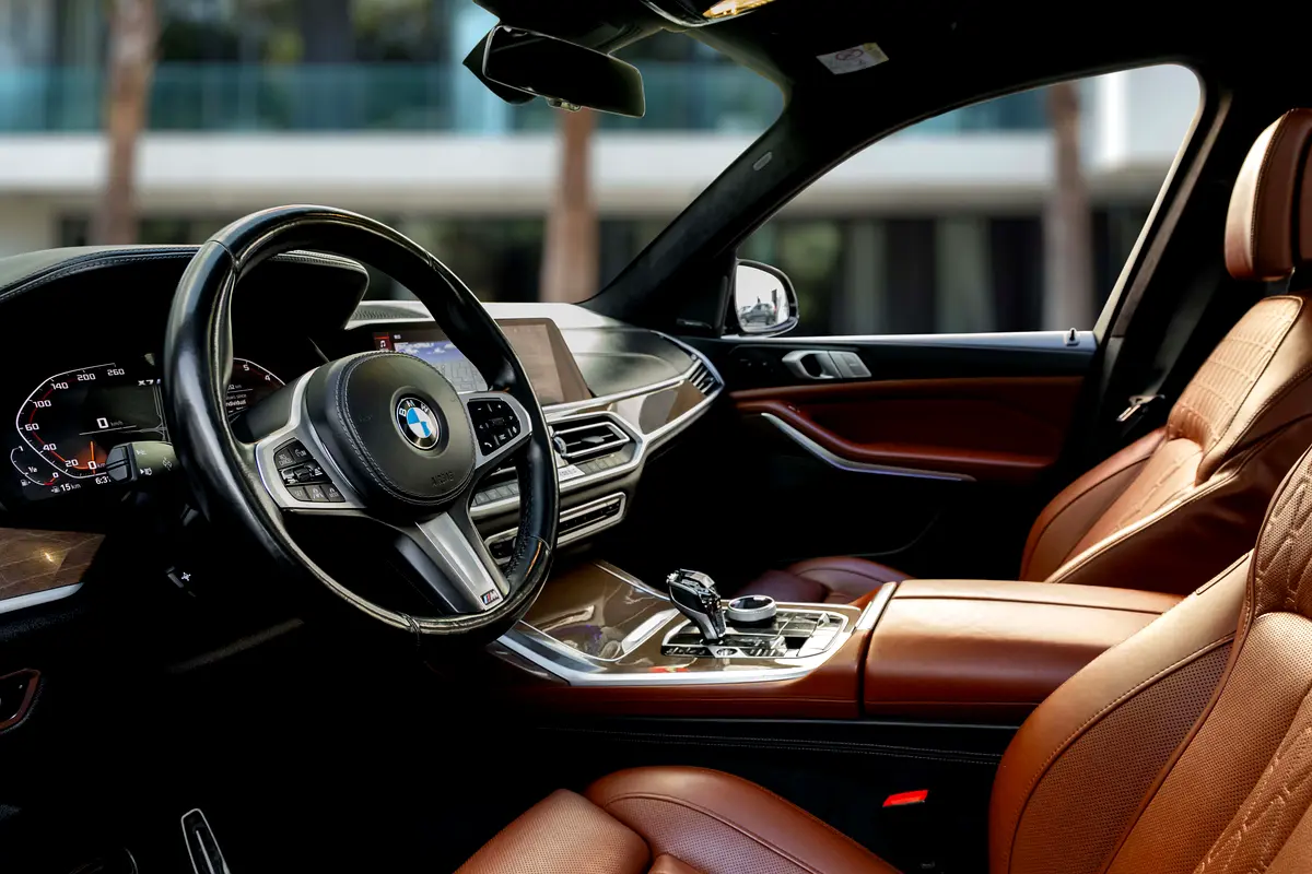 BMW X7 M50i M Sport 2020 - photo 9 - Import Émirats | International Cars