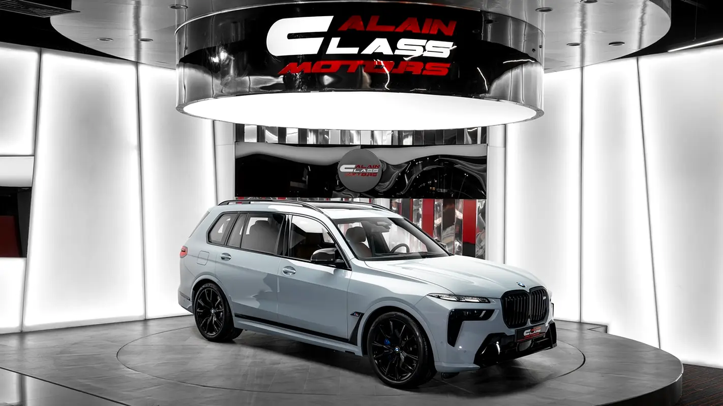 BMW X7 M60i 2025