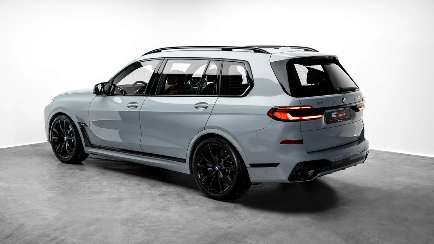 BMW X7 M60i 2025 - photo 2 - Import Émirats | International Cars