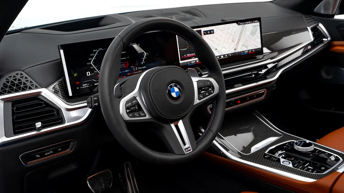 BMW X7 M60i 2025 - photo 8 - Import Émirats | International Cars