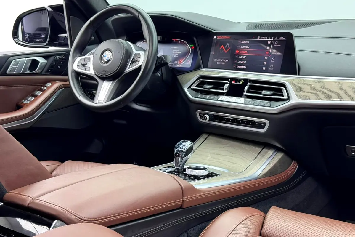 BMW X7 xDrive40i M Sport 2020 - photo 11 - Import Émirats | International Cars