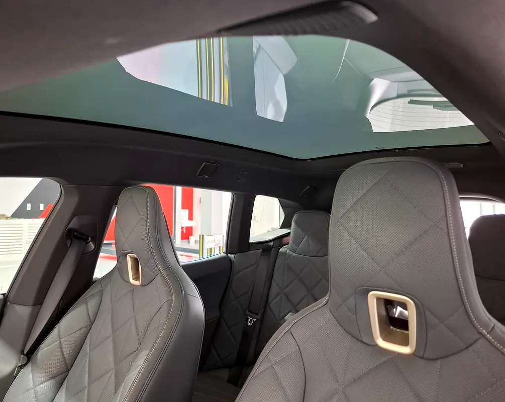 BMW iX xDrive50 2024 - photo 11 - Import Émirats | International Cars