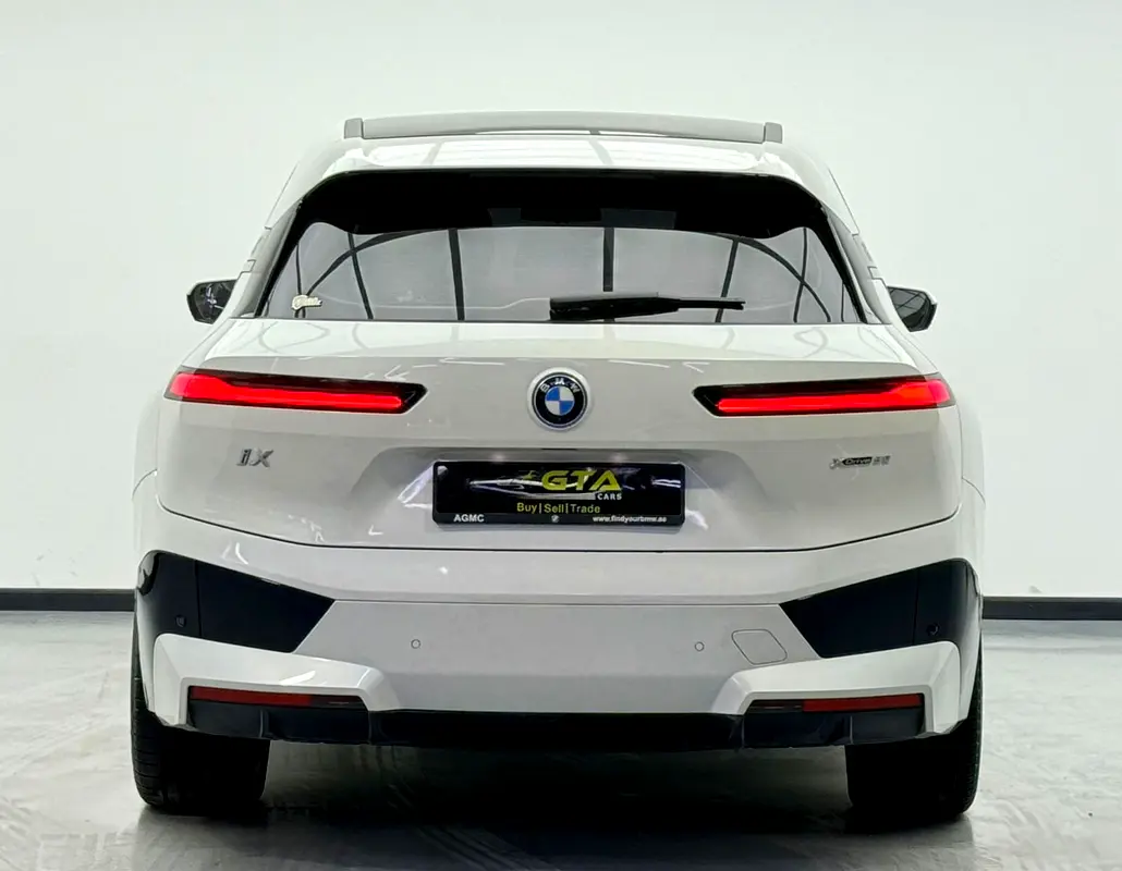 BMW iX xDrive50 2024 - photo 5 - Import Émirats | International Cars
