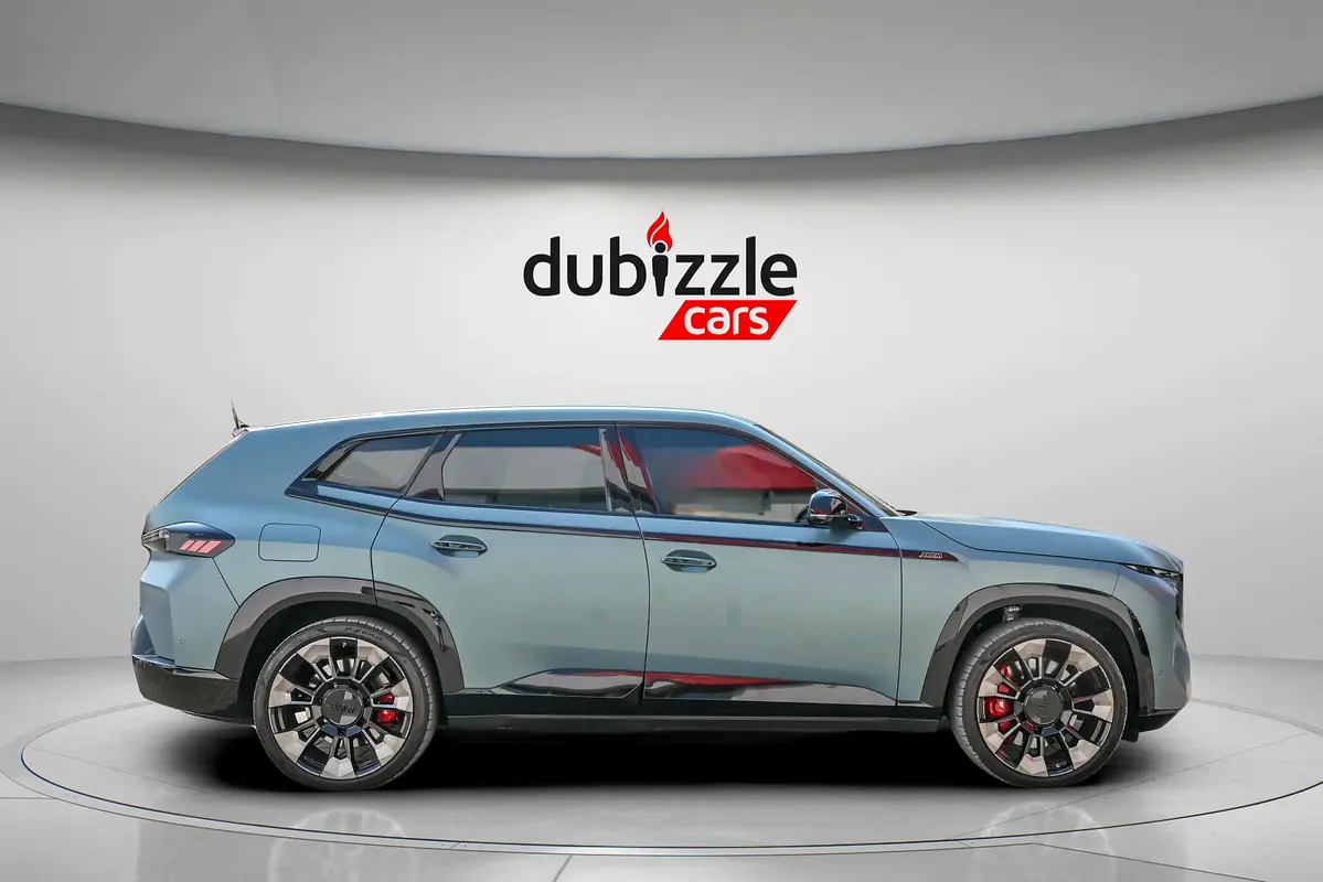 BMW XM 21CS 2023 - photo 4 - Import Émirats | International Cars