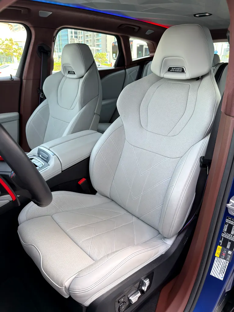 BMW XM 2024 - photo 12 - Import Émirats | International Cars