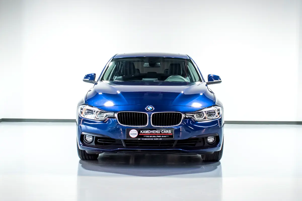 BMW 3-Series 318i 2018 - photo 2 - Import Émirats | International Cars