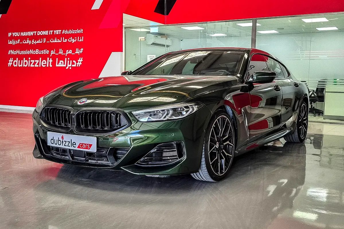 BMW 8-Series 840i 2023 - photo 3 - Import Émirats | International Cars