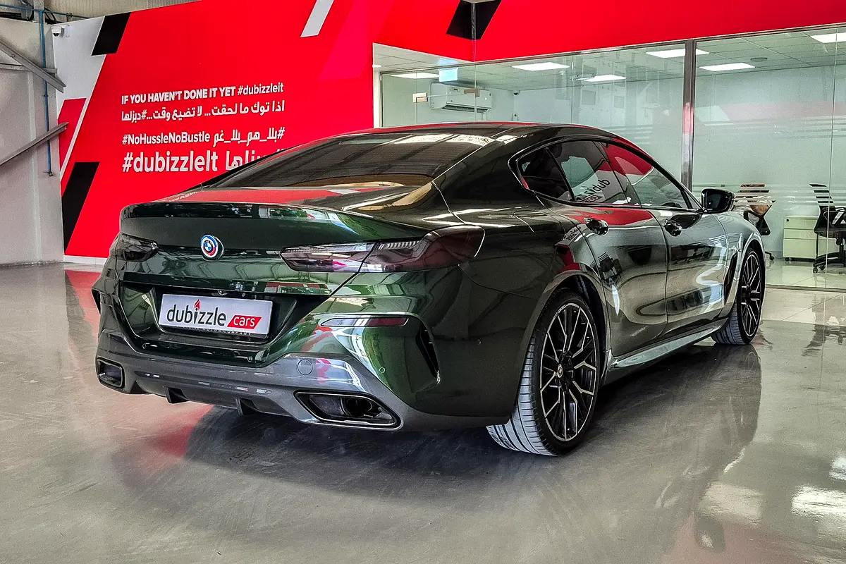 BMW 8-Series 840i 2023 - photo 6 - Import Émirats | International Cars