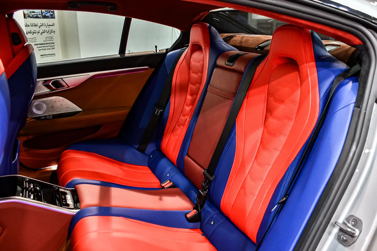 BMW 8-Series M850i xDrive Gran Coupe 2023 - photo 7 - Import Émirats | International Cars