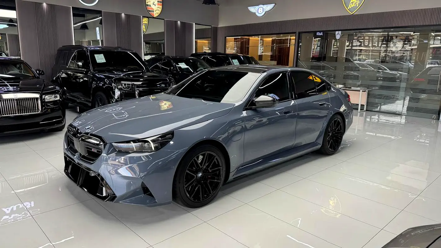 BMW M5 M5 Competition 2025