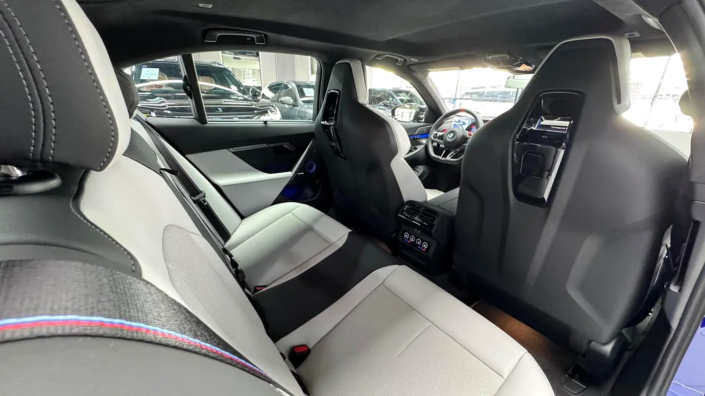 BMW M5 M5 Competition 2026 - photo 3 - Import Émirats | International Cars