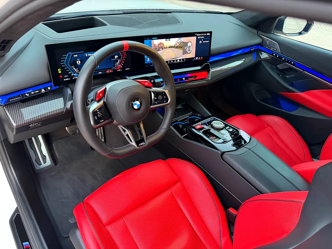 BMW M5 Standard 2025 - photo 10 - Import Émirats | International Cars