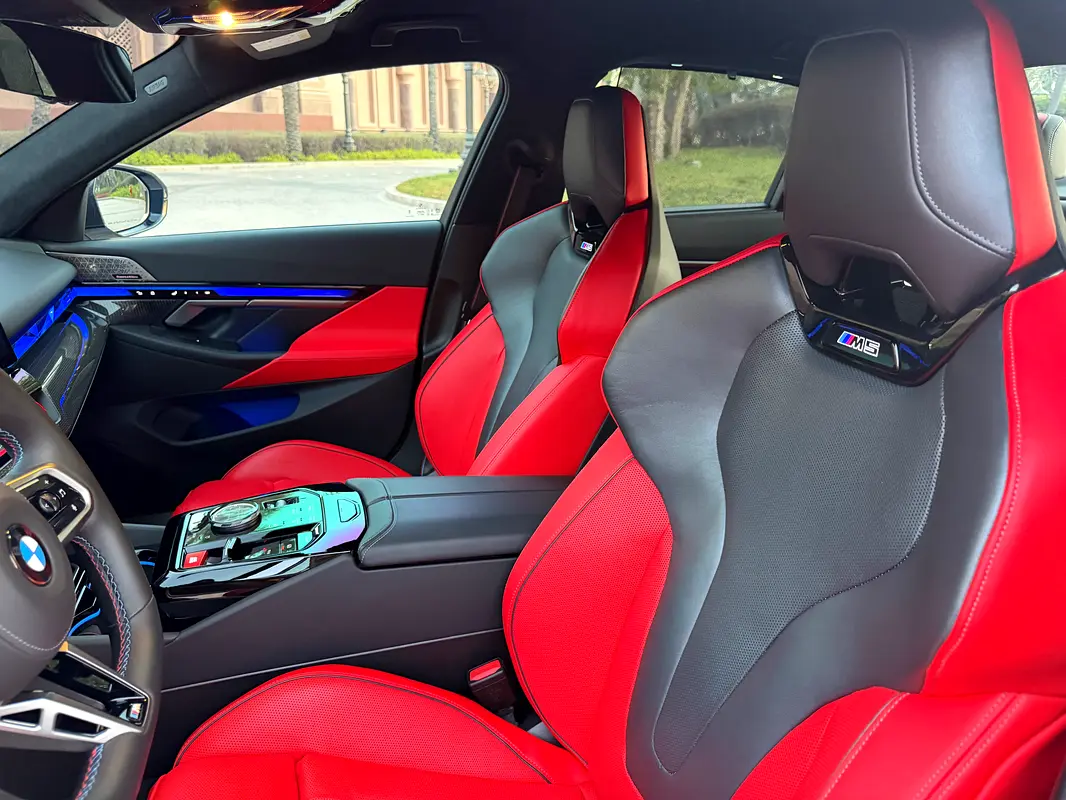 BMW M5 Standard 2025 - photo 11 - Import Émirats | International Cars