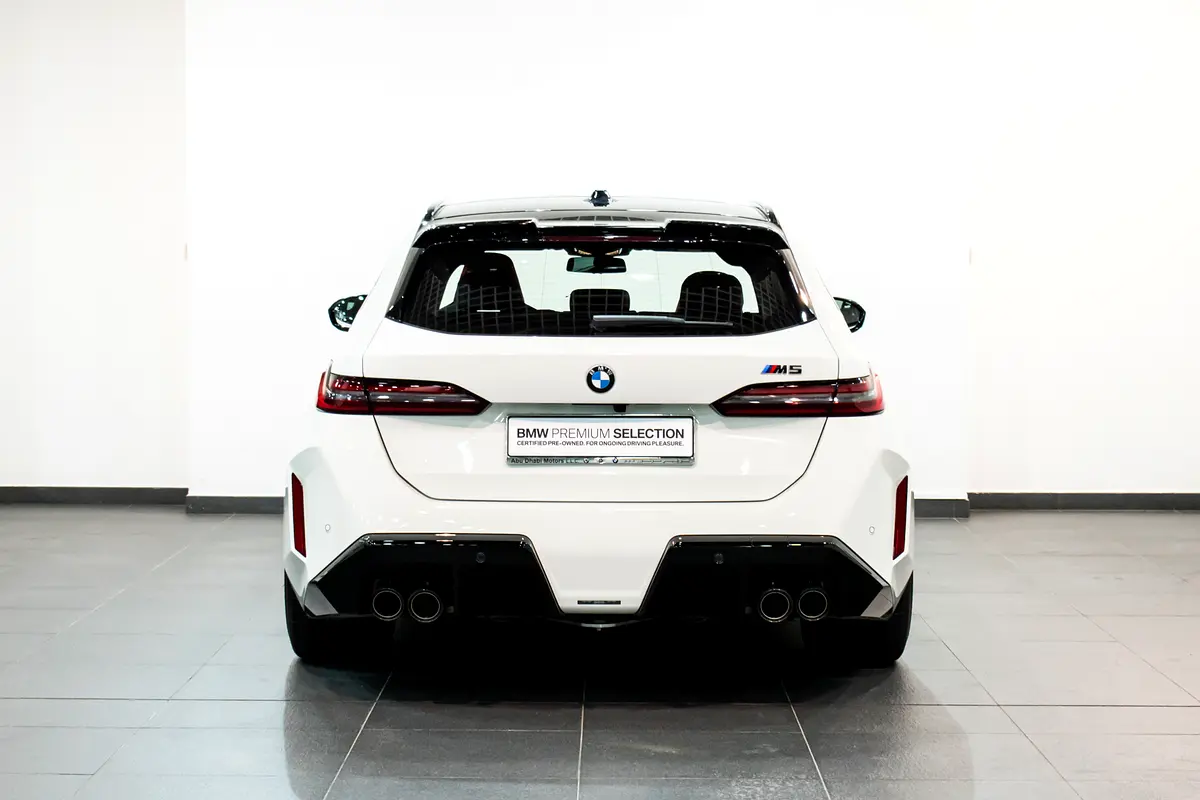 BMW M5 T 2026 - photo 5 - Import Émirats | International Cars
