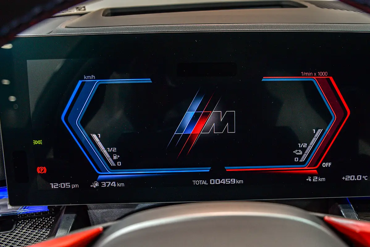 BMW M5 Other 2026 - photo 12 - Import Émirats | International Cars