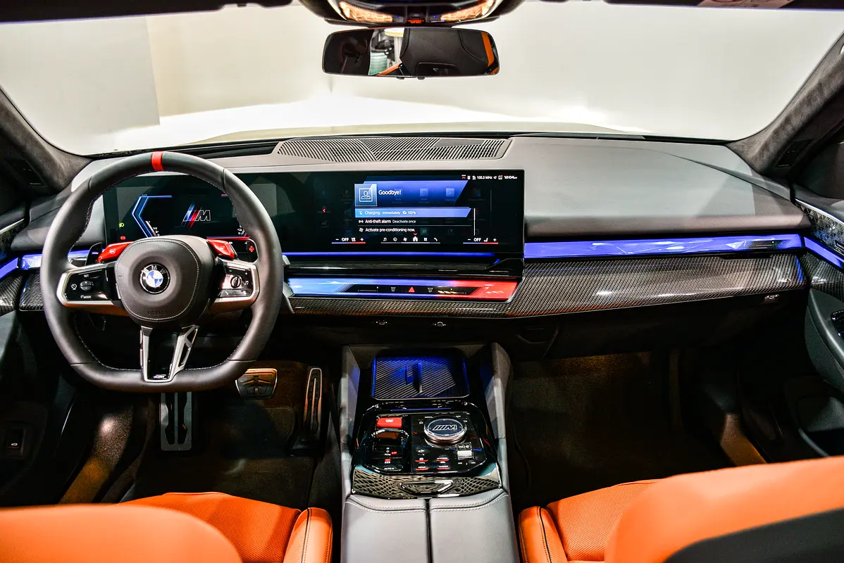 BMW M5 Other 2026 - photo 8 - Import Émirats | International Cars