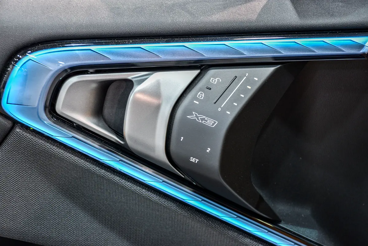 BMW X3 Xdrive30i 2026 - photo 10 - Import Émirats | International Cars