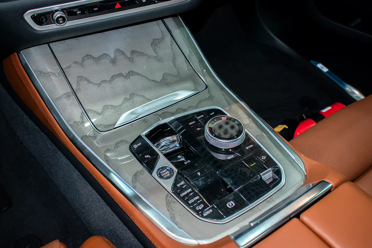 BMW X5 Xdrive 40i 2026 - photo 11 - Import Émirats | International Cars