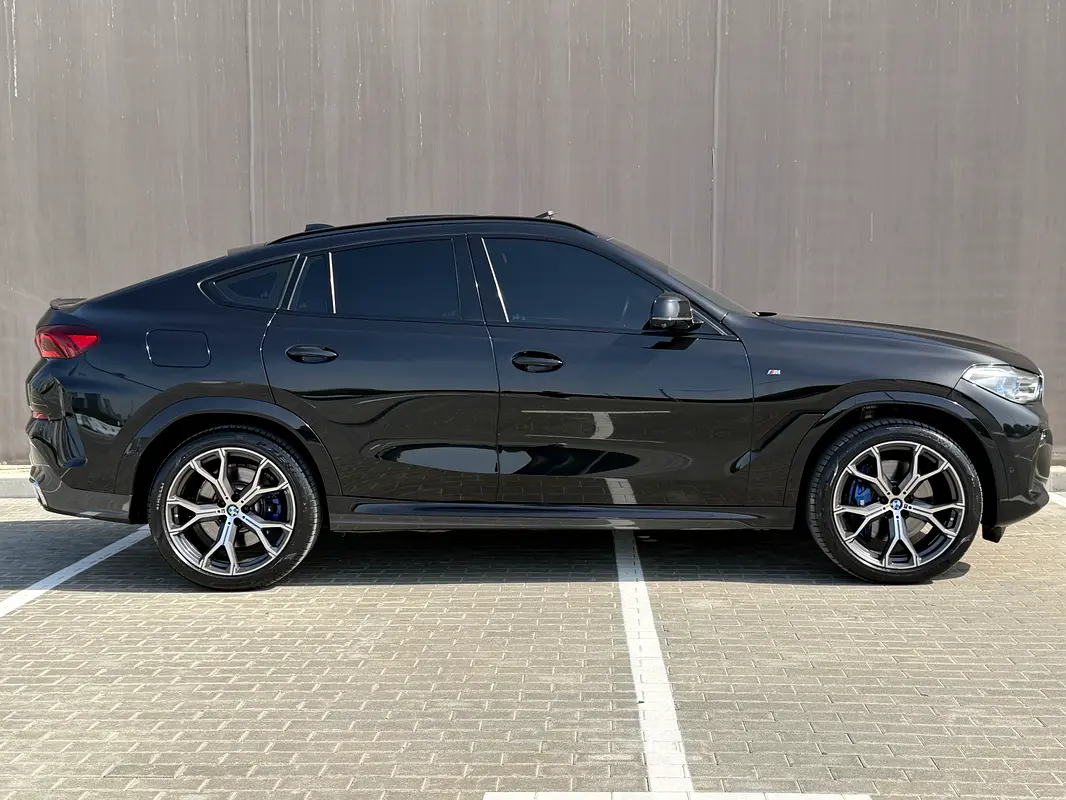 BMW X6 xDrive40i M Sport 2022 - photo 7 - Import Émirats | International Cars