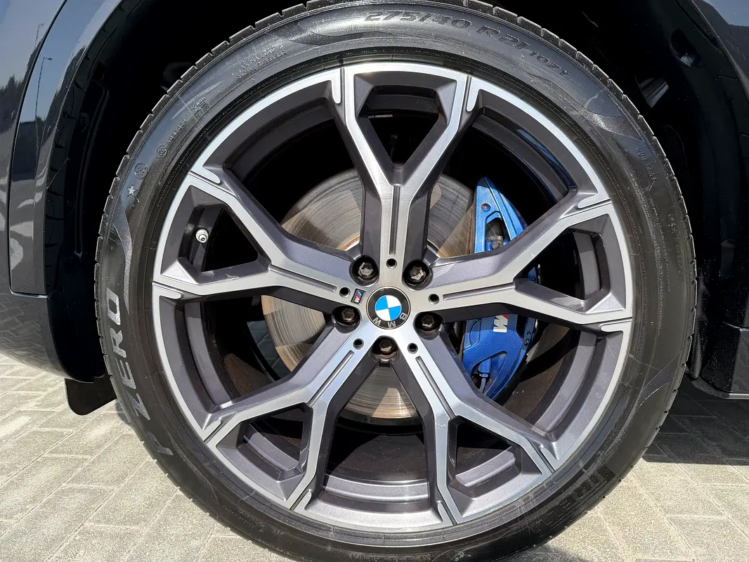 BMW X6 xDrive40i M Sport 2022 - photo 8 - Import Émirats | International Cars
