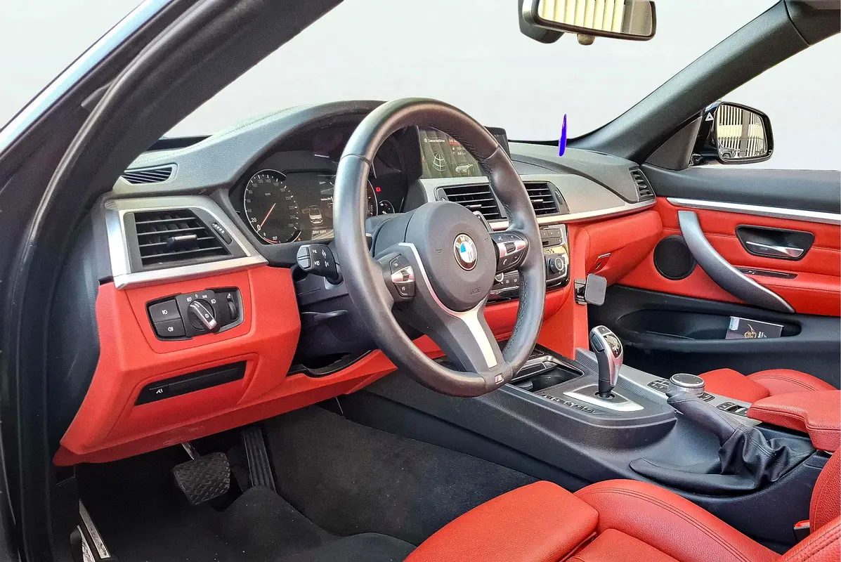 BMW 4-Series 420i Convertible 2020 - photo 11 - Import Émirats | International Cars