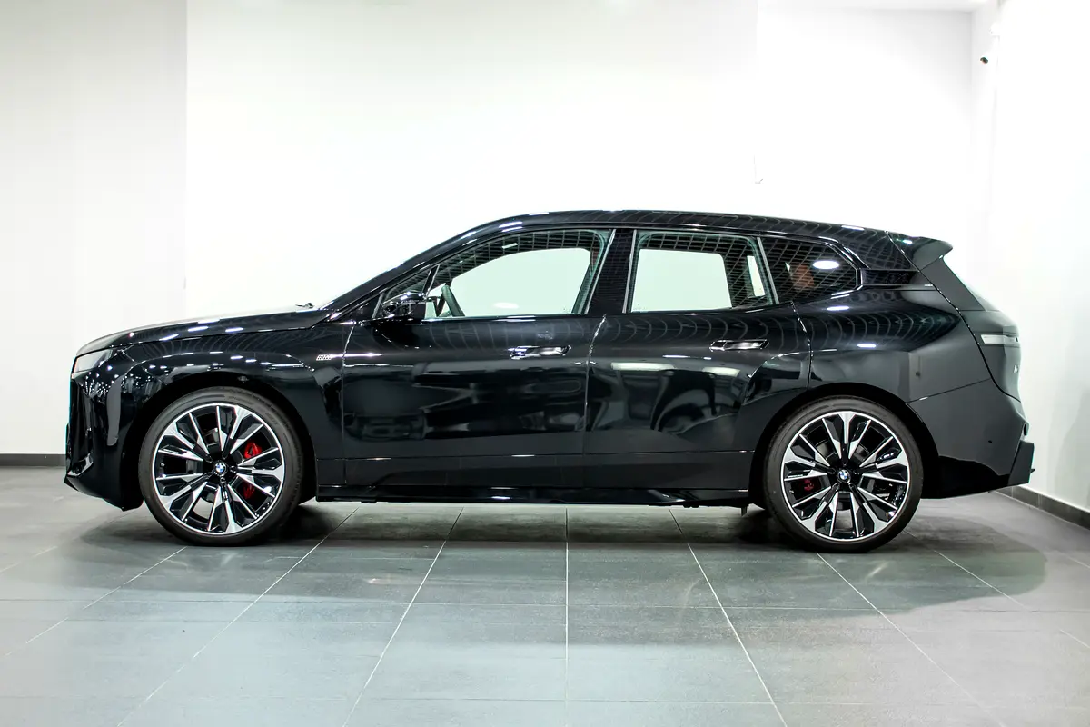 BMW iX Other 2026 - photo 2 - Import Émirats | International Cars