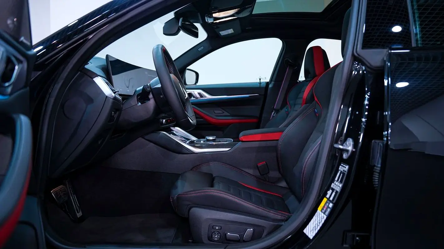 BMW i4 M50 2025 - photo 8 - Import Émirats | International Cars