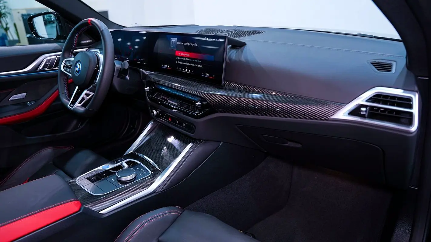 BMW i4 M50 2025 - photo 9 - Import Émirats | International Cars