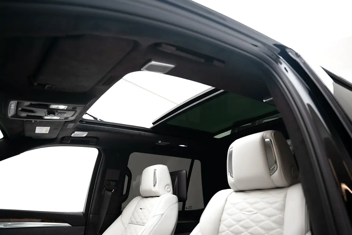 CADILLAC Escalade Sport Platinum 2025 - photo 11 - Import Émirats | International Cars