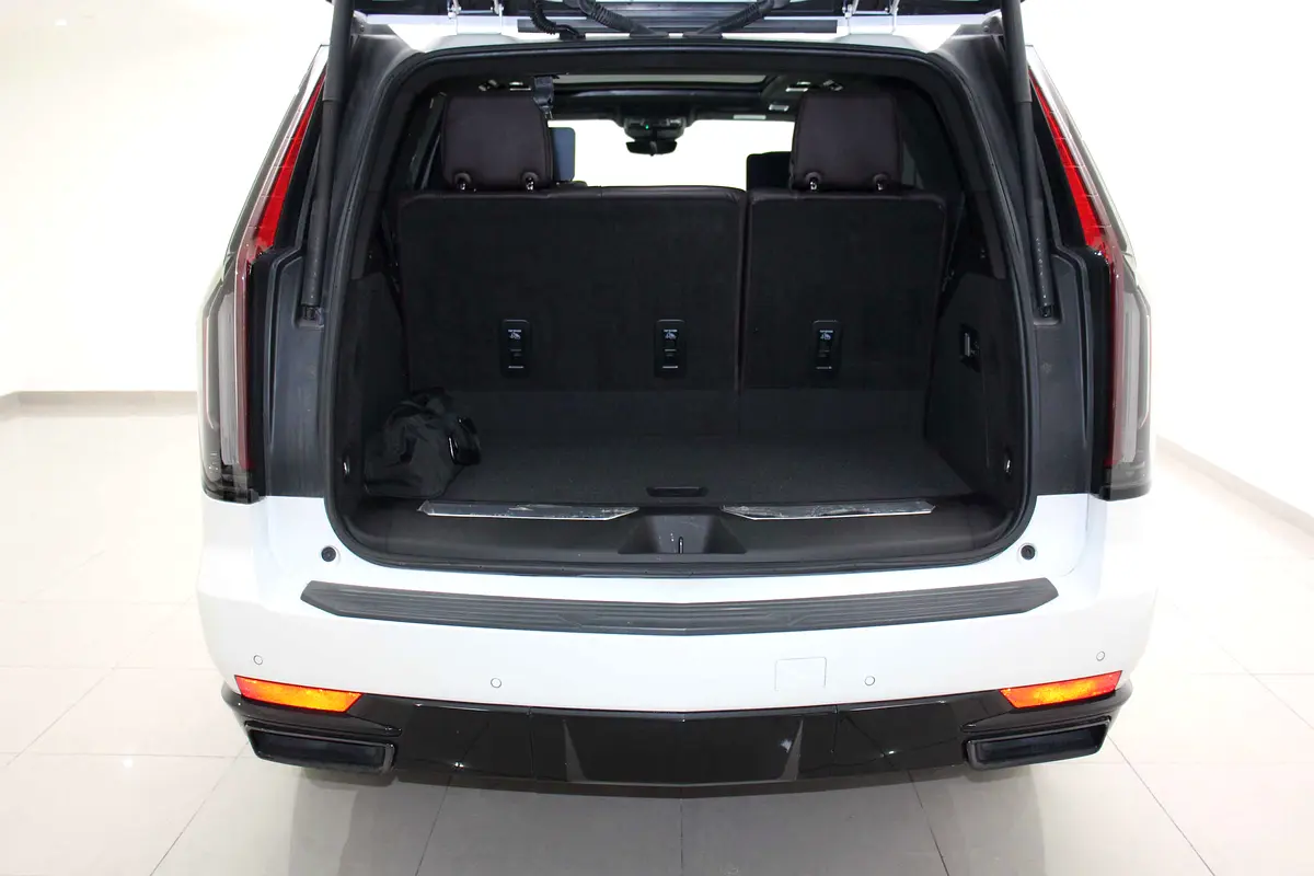 CADILLAC Escalade Sport Platinum 2024 - photo 5 - Import Émirats | International Cars