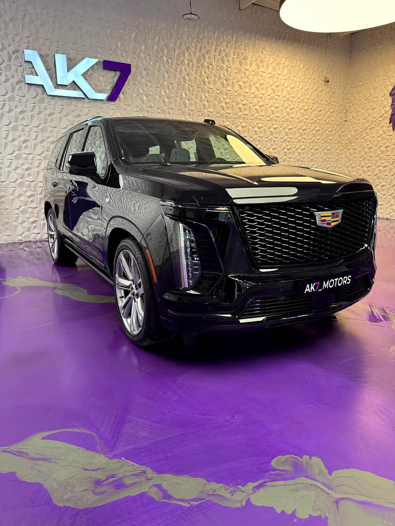 CADILLAC Escalade ESV Platinum 2025 - photo 2 - Import Émirats | International Cars