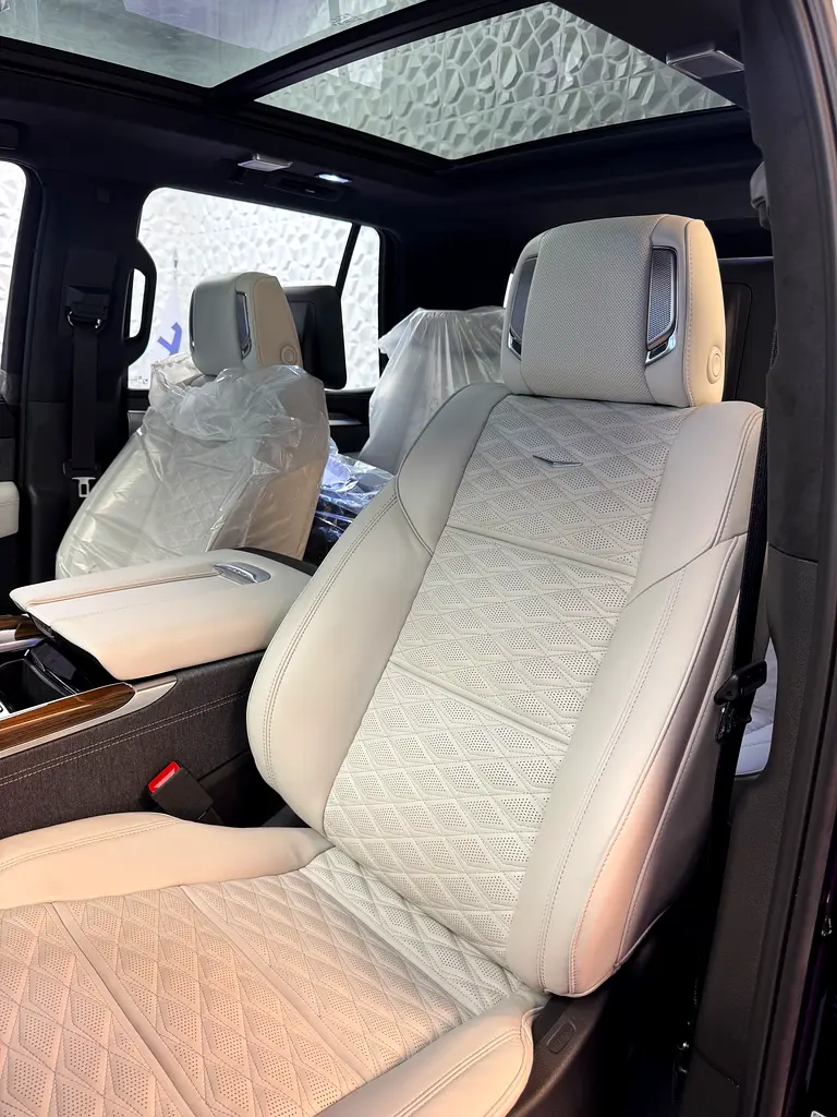 CADILLAC Escalade ESV Platinum 2025 - photo 4 - Import Émirats | International Cars