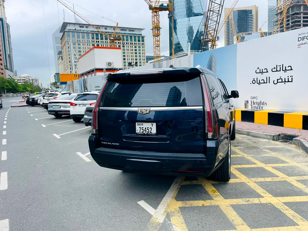 CADILLAC Escalade ESV Platinum 2018 - photo 4 - Import Émirats | International Cars