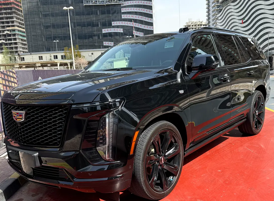 CADILLAC Escalade Sport Platinum 2025 - photo 4 - Import Émirats | International Cars