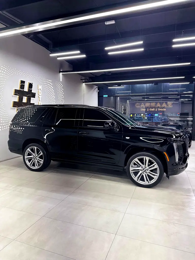 CADILLAC Escalade 600 Black Edition 2025 - photo 2 - Import Émirats | International Cars