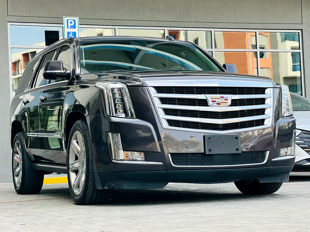 CADILLAC Escalade Platinum 2015 - photo 2 - Import Émirats | International Cars