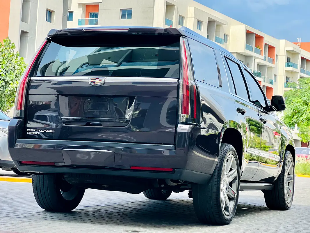 CADILLAC Escalade Platinum 2015 - photo 4 - Import Émirats | International Cars