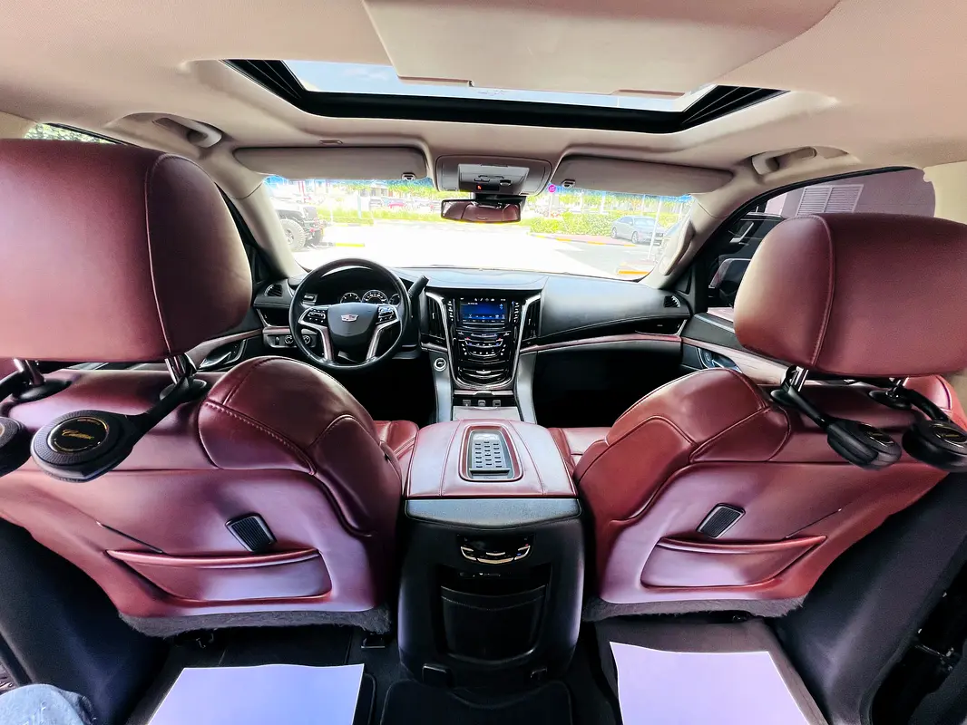 CADILLAC Escalade Platinum 2015 - photo 8 - Import Émirats | International Cars