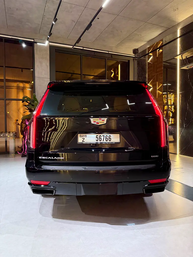 CADILLAC Escalade Sport 2023 - photo 5 - Import Émirats | International Cars