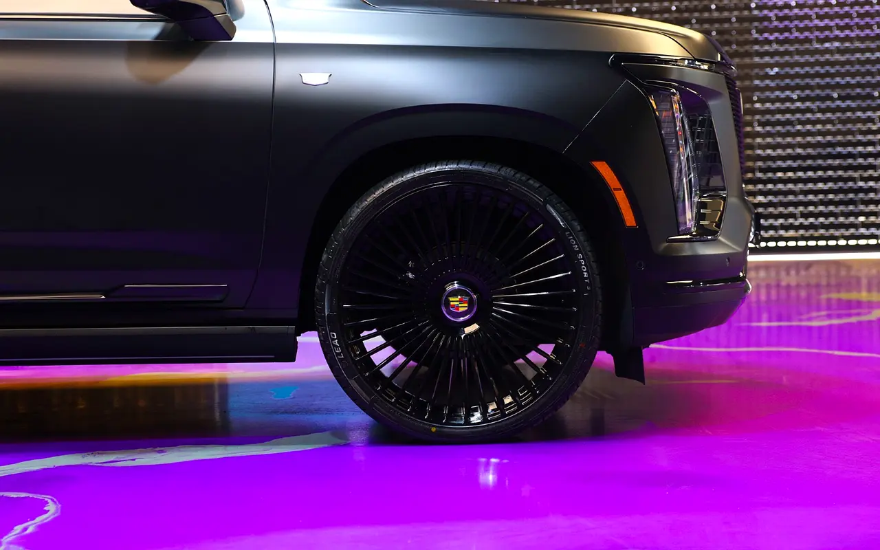 CADILLAC Escalade Platinum 2026 - photo 6 - Import Émirats | International Cars